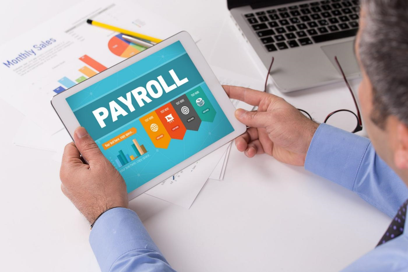 Advantages of Using Online Payroll Software for Small Businesses